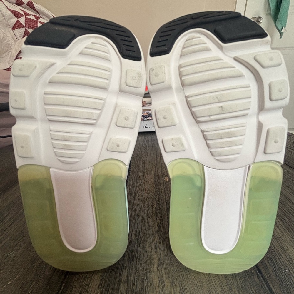 kids sneakers Nike Air Max 270 - Picture 9 of 9